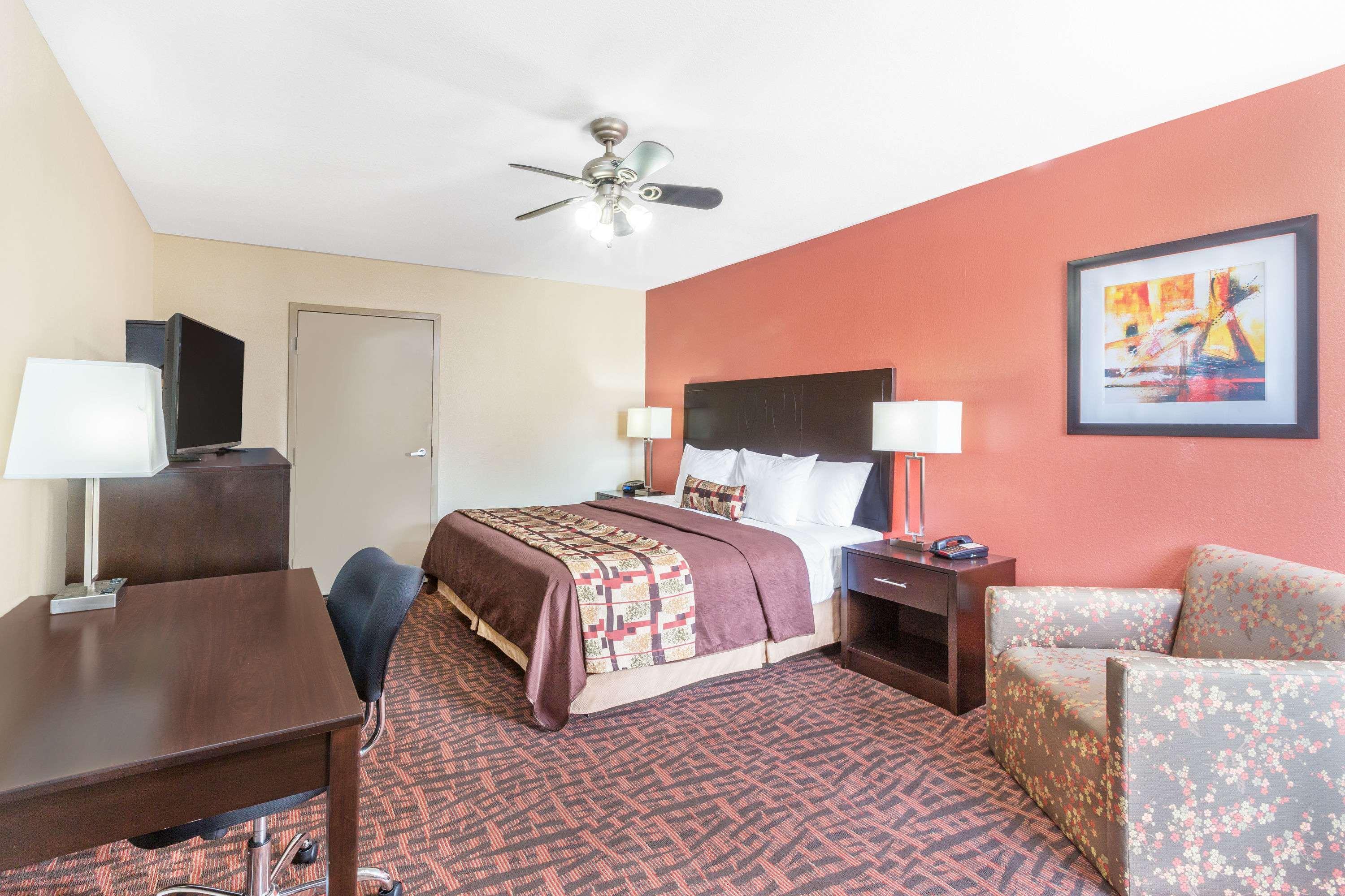 Days Inn By Wyndham Rayville Esterno foto
